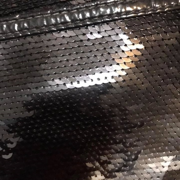 COACH.17906 Black sequin POPPY  drawstring body - Picture 3 of 3